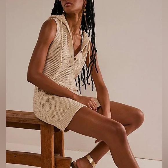 Free People Dresses & Skirts - Free People Wet Plaster Neutral Color Ainsley Sweater Mini Dress Size Small